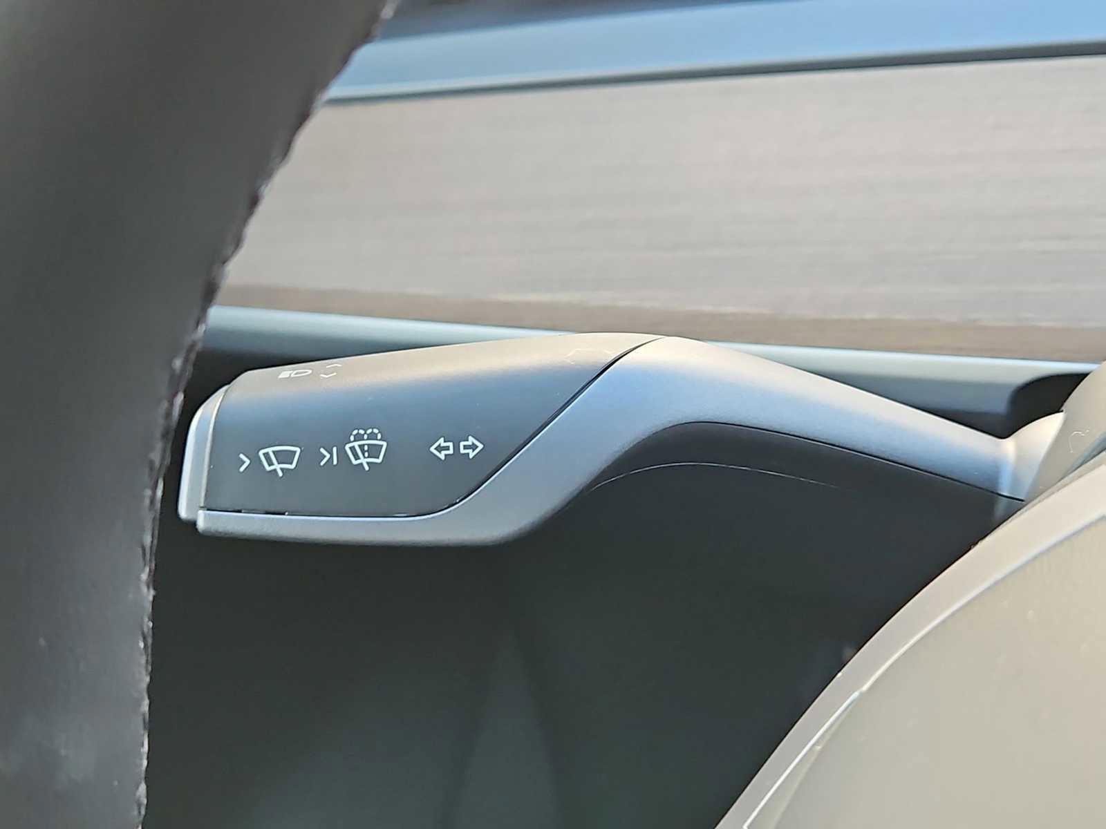 Used 2023 Tesla Model 3 Standard Range image 26