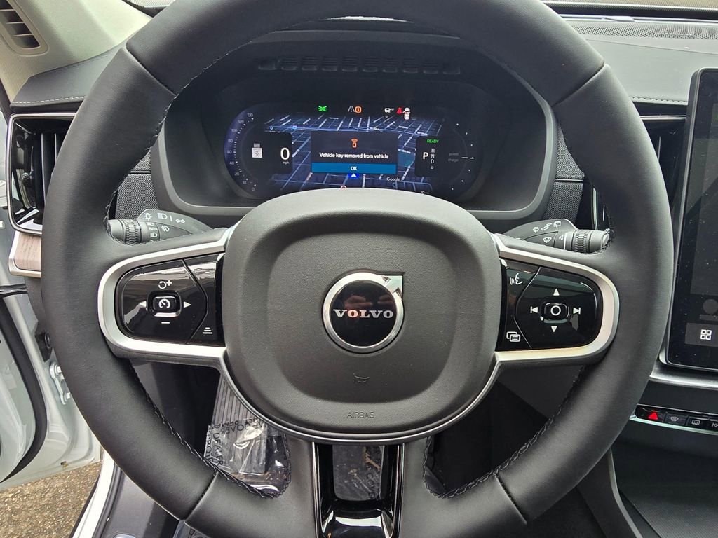 New 2026 Volvo XC90 T8 Ultra w/ Protection Package image 28