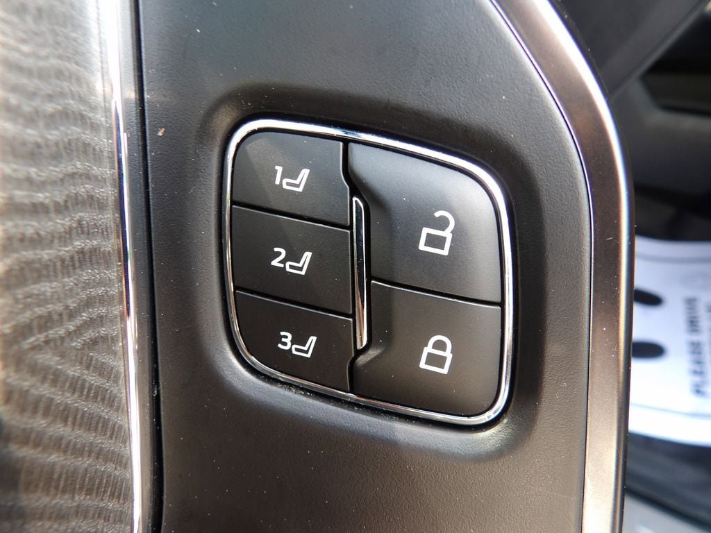 Used 2023 Ford F150 Platinum AWD/4WD image 12