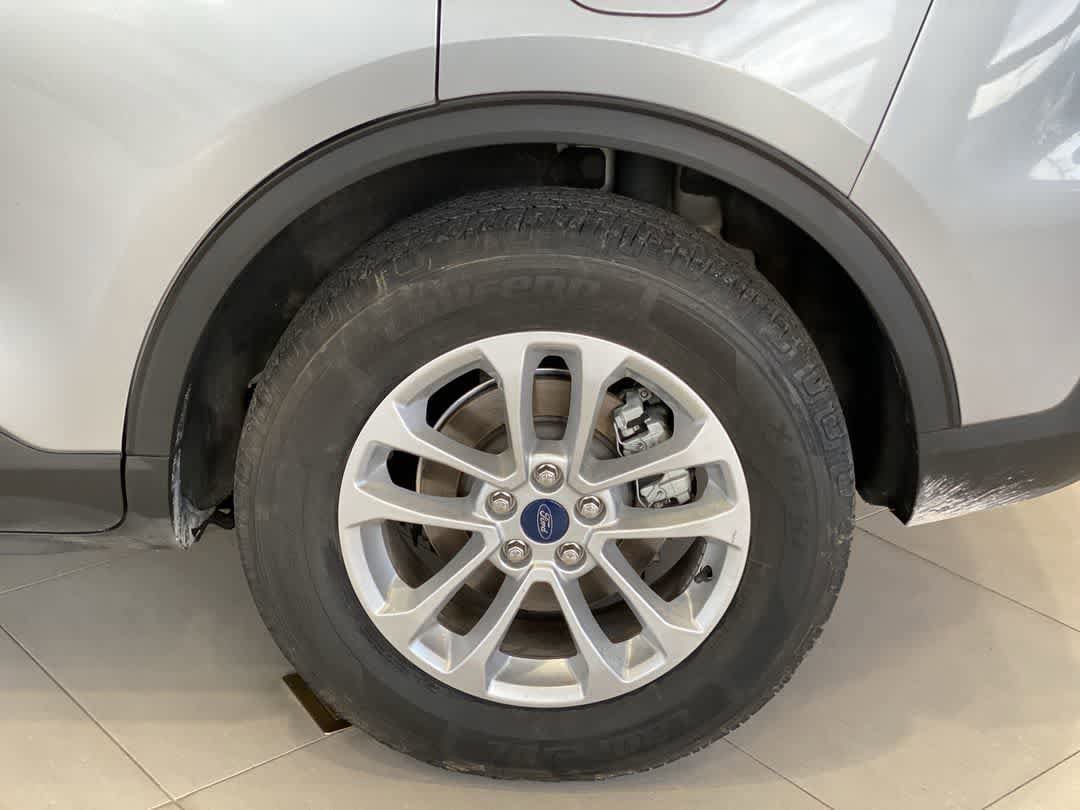 Used 2021 Ford Escape SE w/ Cold Weather Package AWD/4WD image 13