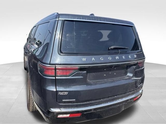 Used 2023 Jeep Wagoneer L Series III w/ Premium Group I AWD/4WD image 16
