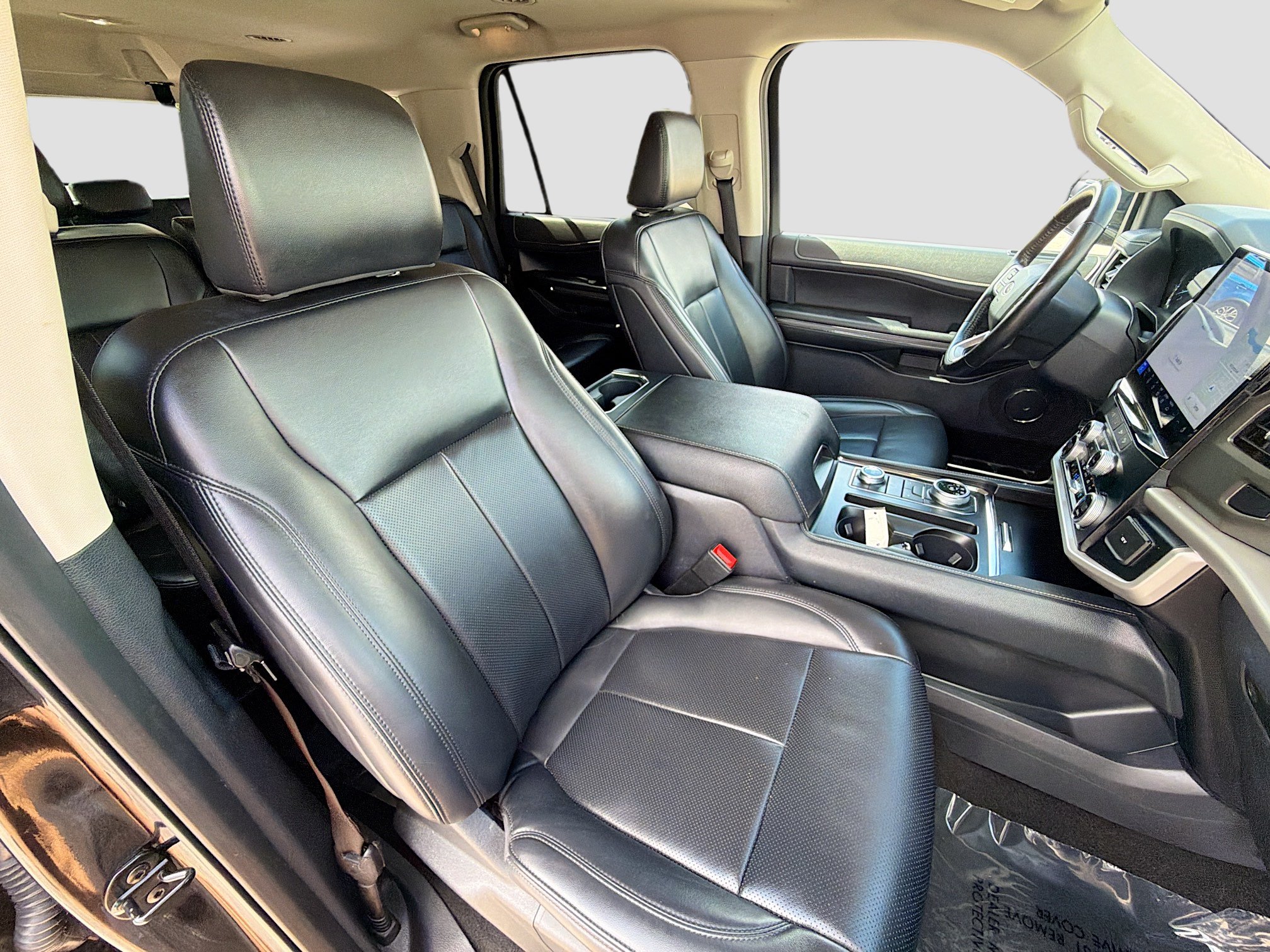 Used 2024 Ford Expedition XLT AWD/4WD image 14