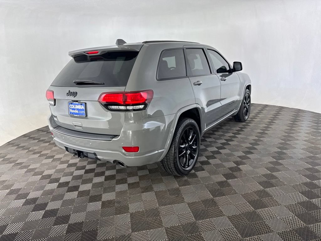 Used 2021 Jeep Grand Cherokee Laredo X AWD/4WD image 5