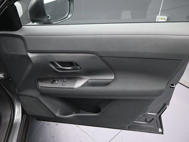 Certified 2025 Nissan Kicks S AWD/4WD image 25