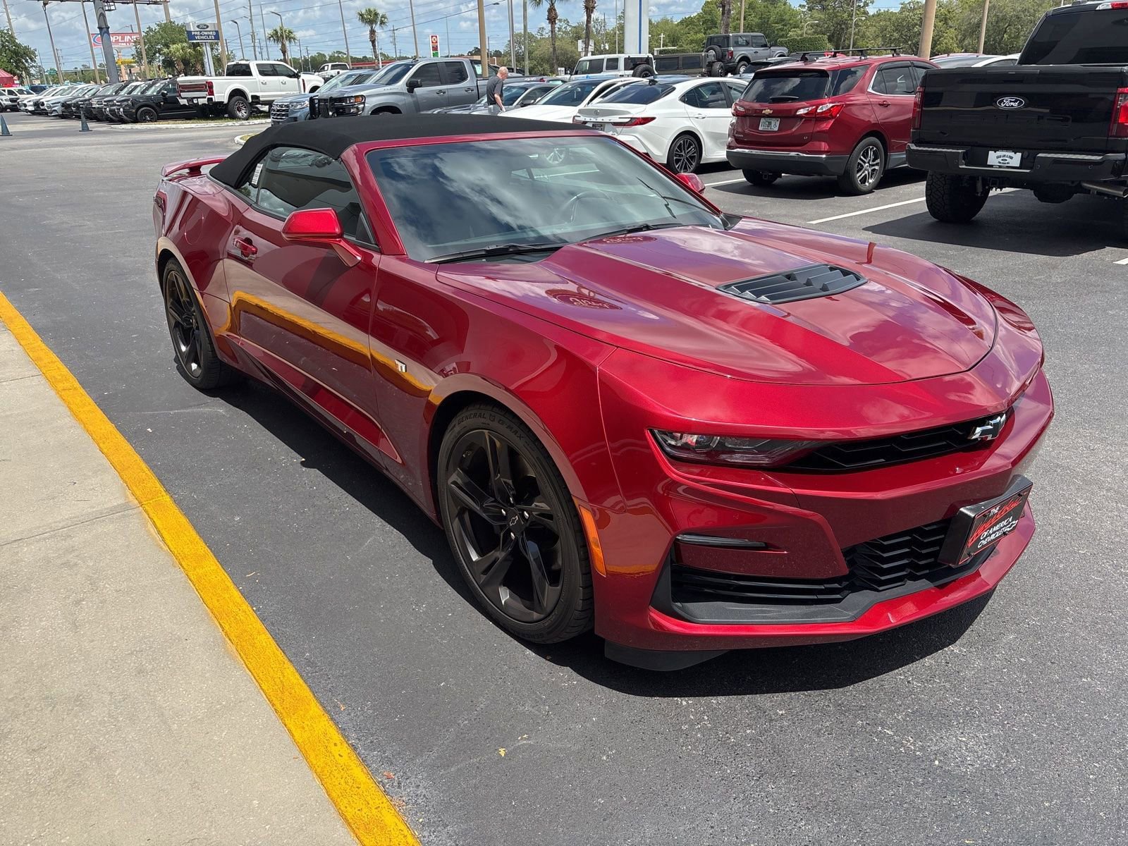 Used 2023 Chevrolet Camaro SS RWD image 3