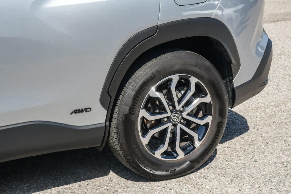 Certified 2024 Toyota Corolla Cross AWD Hybrid image 12