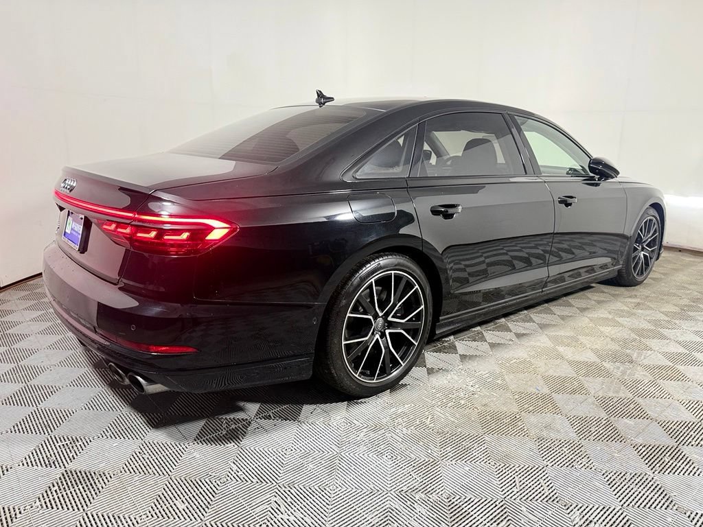 Used 2020 Audi S8 L AWD/4WD image 7