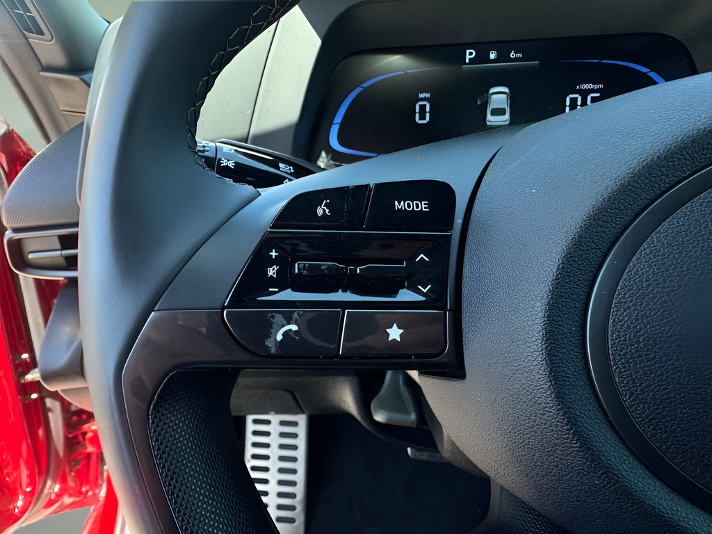 Certified 2025 Hyundai Elantra Sport FWD image 23