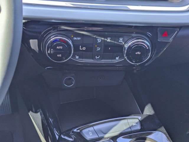 New 2026 Chevrolet Trax LT w/ Driver Confidence Package image 17