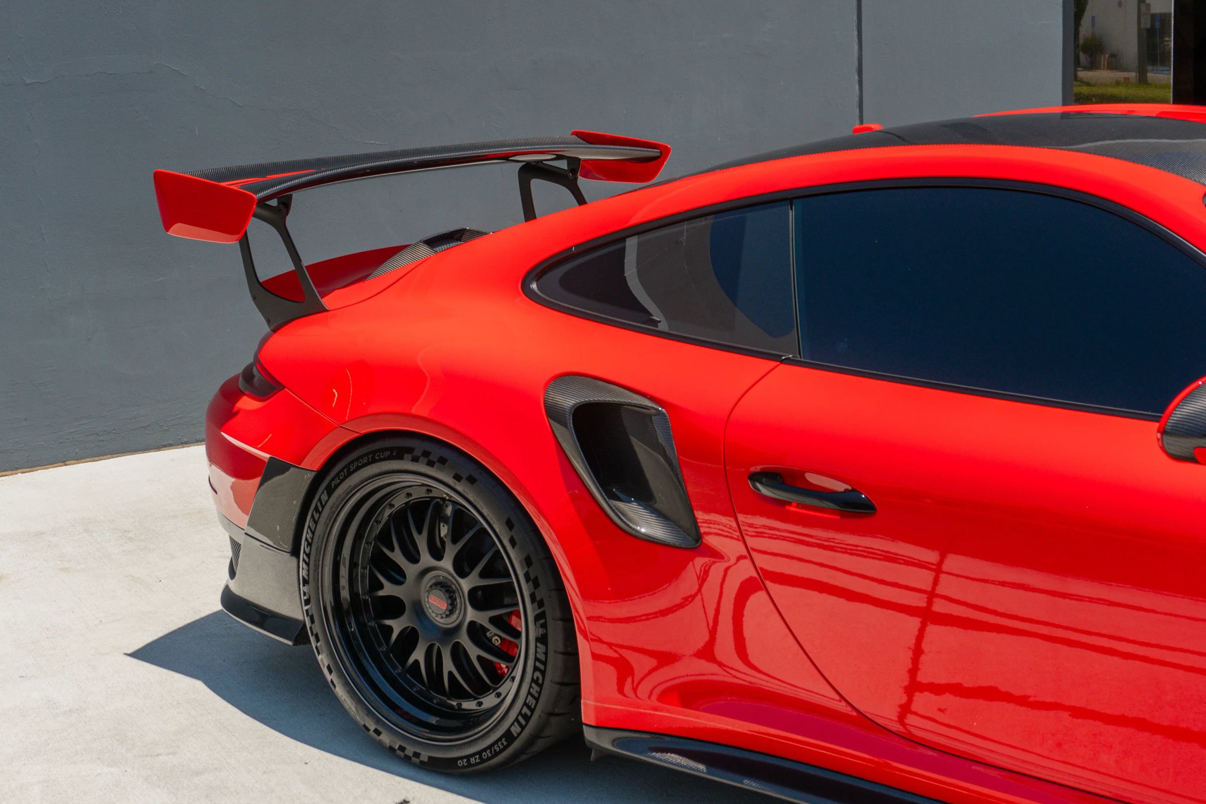 Used 2018 Porsche 911 GT2 RS RWD image 32