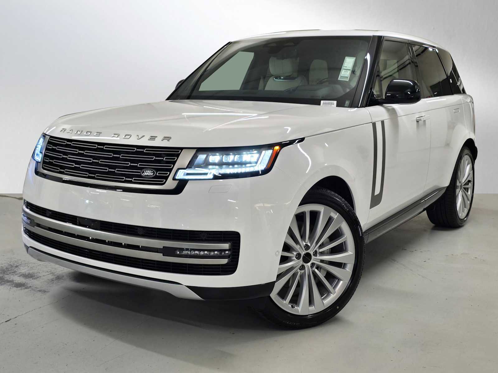 New 2026 Land Rover Range Rover SE