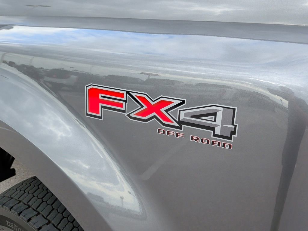 Used 2026 Ford F450 Lariat w/ FX4 Off-Road Package image 48