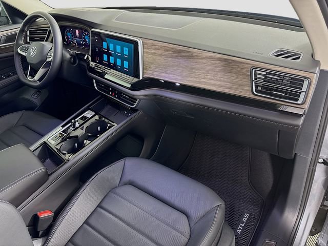 New 2026 Volkswagen Atlas SEL image 32