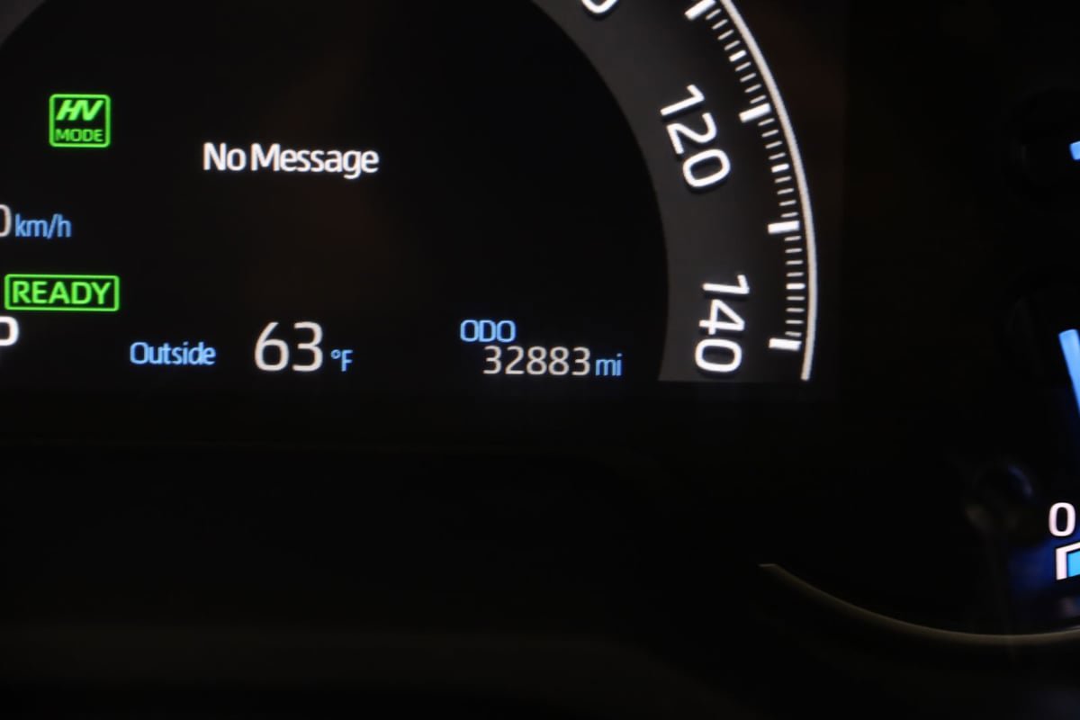 Used 2023 Toyota RAV4 SE w/ Weather & Moonroof Package AWD/4WD image 36