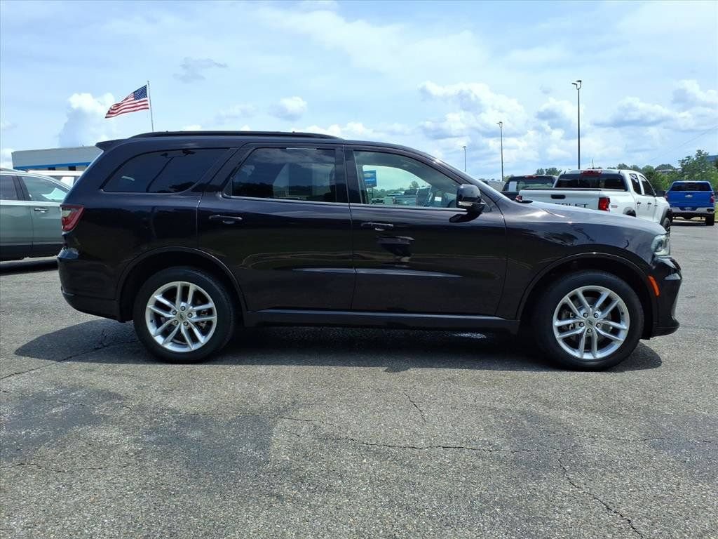Used 2024 Dodge Durango GT AWD/4WD image 2
