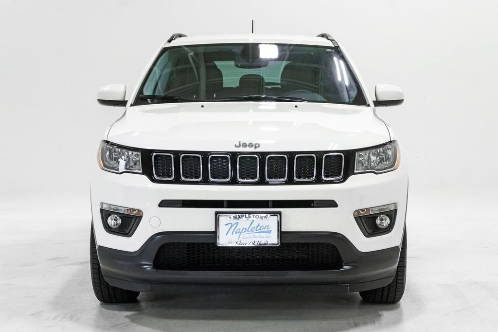 Used 2019 Jeep Compass Latitude w/ Popular Equipment Group AWD/4WD image 5