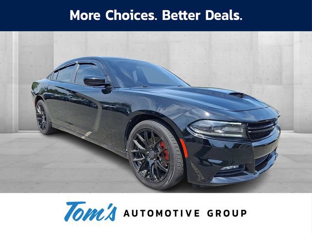 Used 2015 Dodge Charger SXT w/ AWD Plus Group image 1