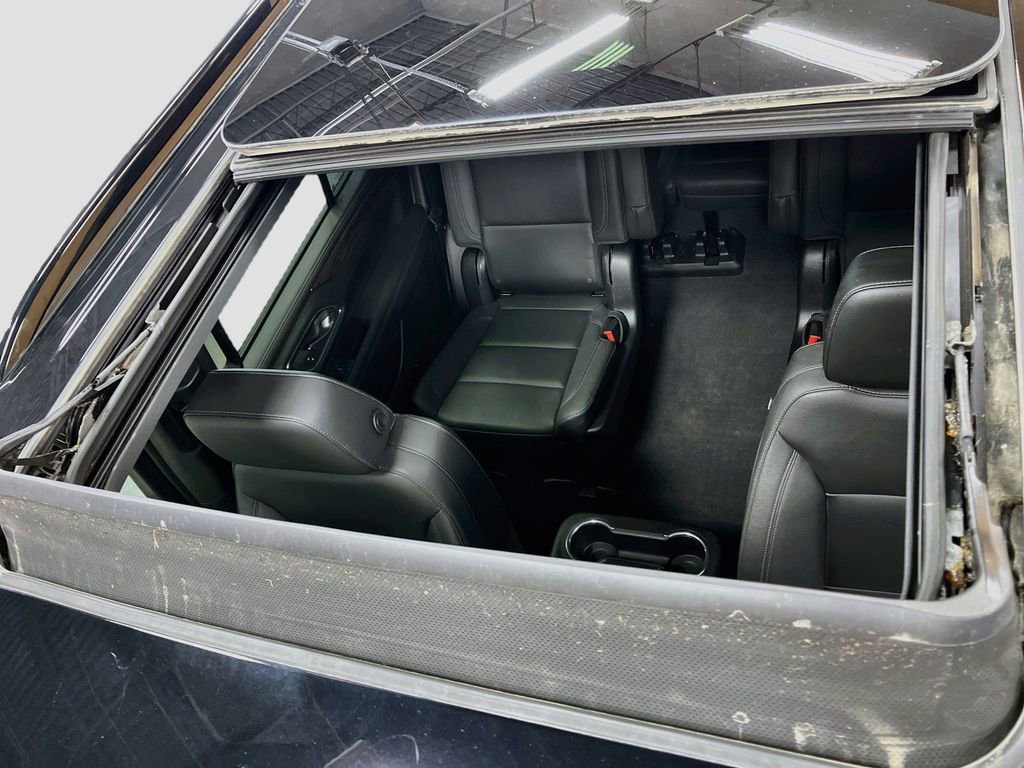 Used 2023 Chevrolet Tahoe Z71 AWD/4WD image 23