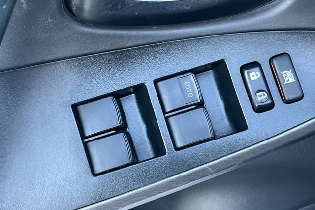 Used 2014 Toyota RAV4 EV image 12