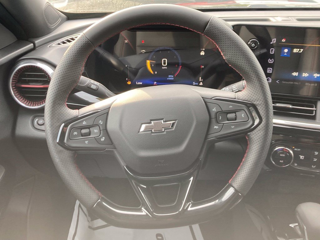 New 2026 Chevrolet Trax RS w/ Driver Confidence Package FWD image 6
