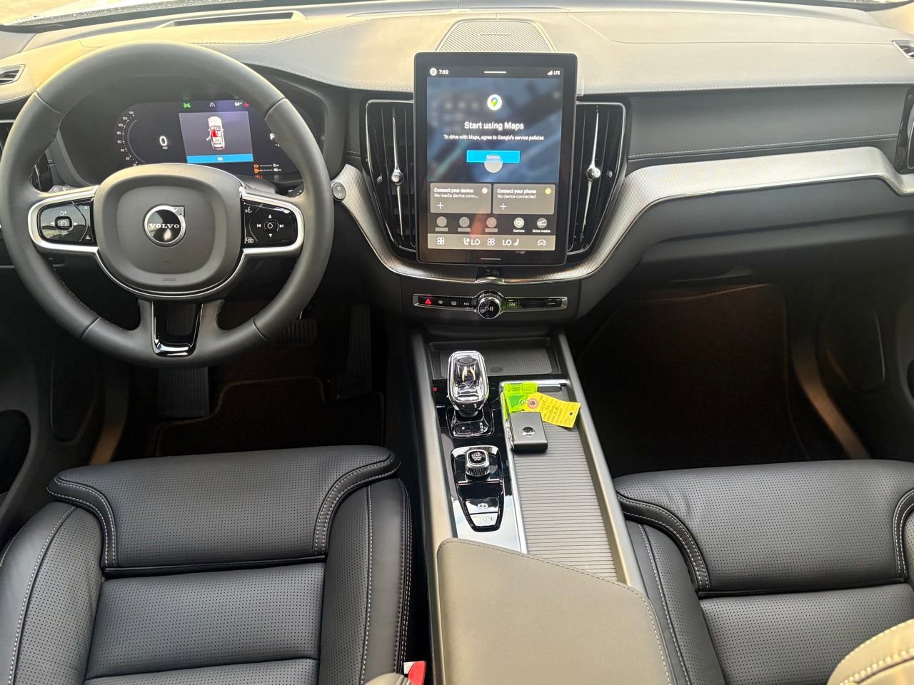 New 2026 Volvo XC60 T8 Ultra w/ Protection Package Premier image 11