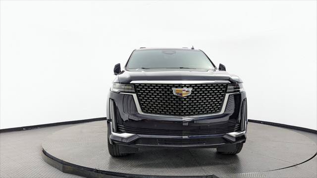 Used 2022 Cadillac Escalade ESV Premium Luxury AWD/4WD image 12