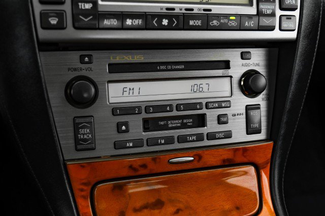 Used 2003 Lexus SC 430 Convertible image 18