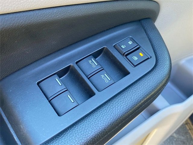 Used 2016 Honda Pilot LX image 12