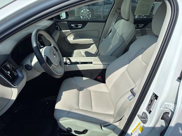 Certified 2025 Volvo S60 B5 Core AWD/4WD image 20