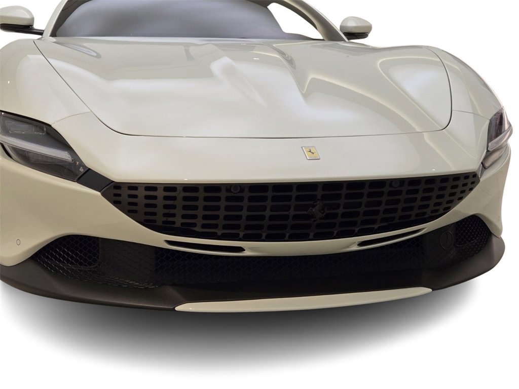 Used 2022 Ferrari Roma image 4