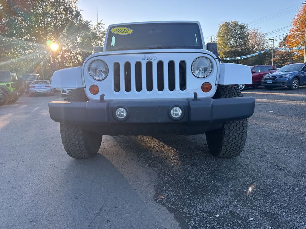 Used 2012 Jeep Wrangler Unlimited Sahara image 4