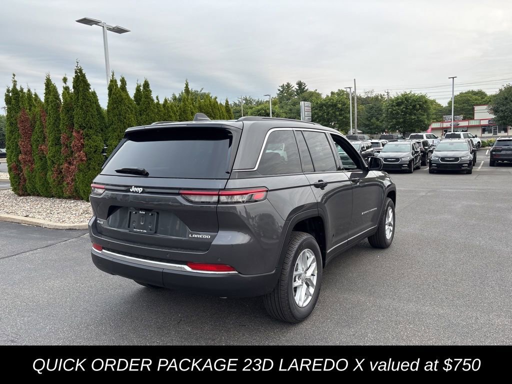 New 2025 Jeep Grand Cherokee Laredo X w/ Luxury Tech Group I image 4