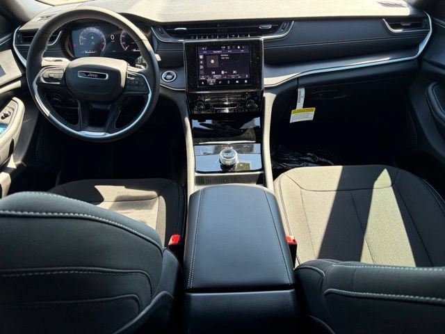 New 2026 Jeep Grand Cherokee Laredo X AWD/4WD image 34