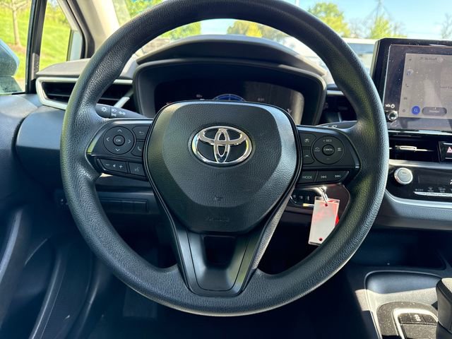 Used 2026 Toyota Corolla LE FWD image 20