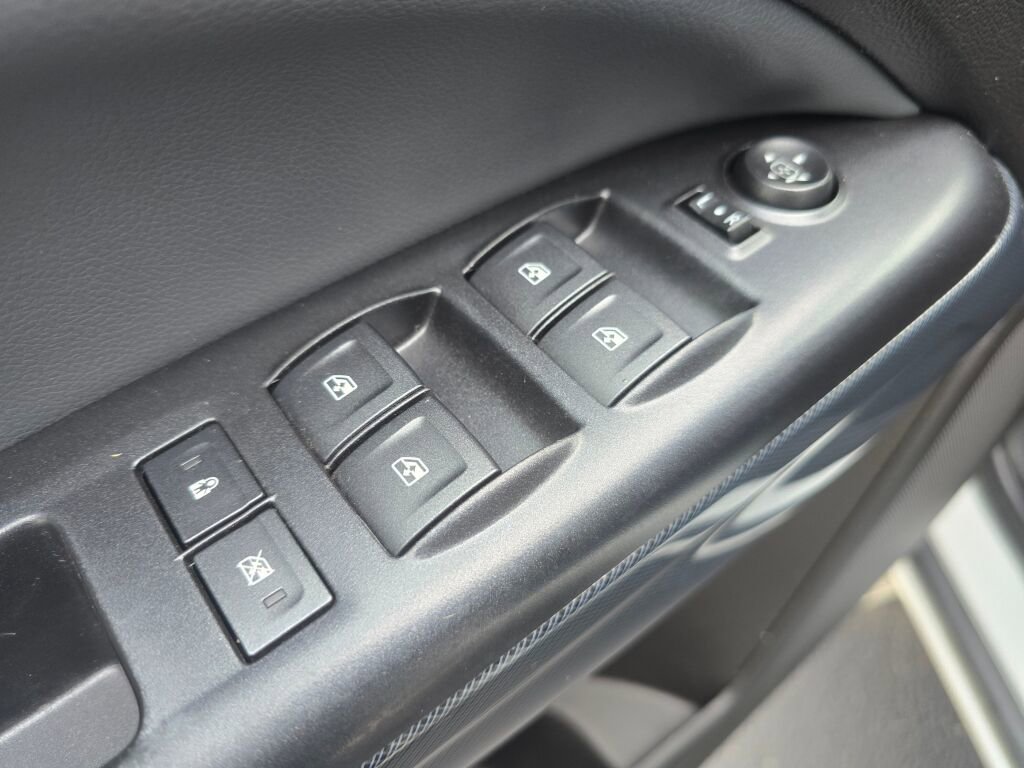 Used 2017 Chevrolet Colorado Z71 image 19