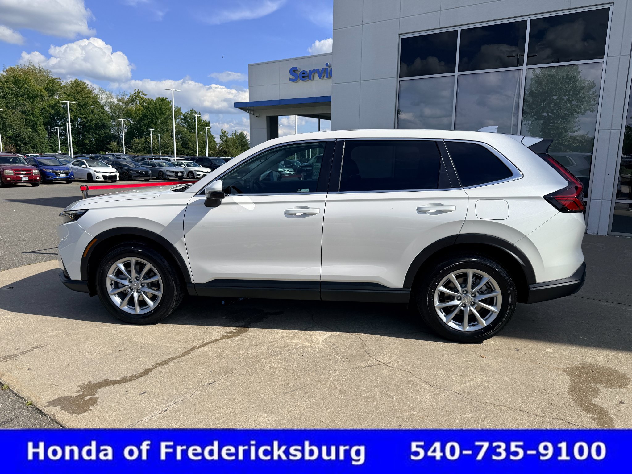 Used 2026 Honda CR-V EX image 3