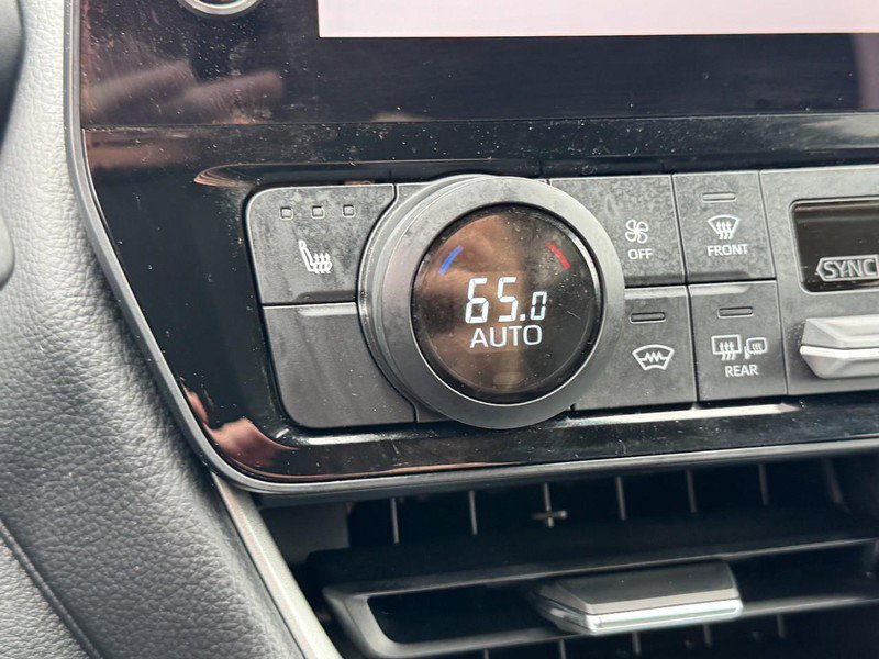 Certified 2024 Toyota Grand Highlander AWD image 20