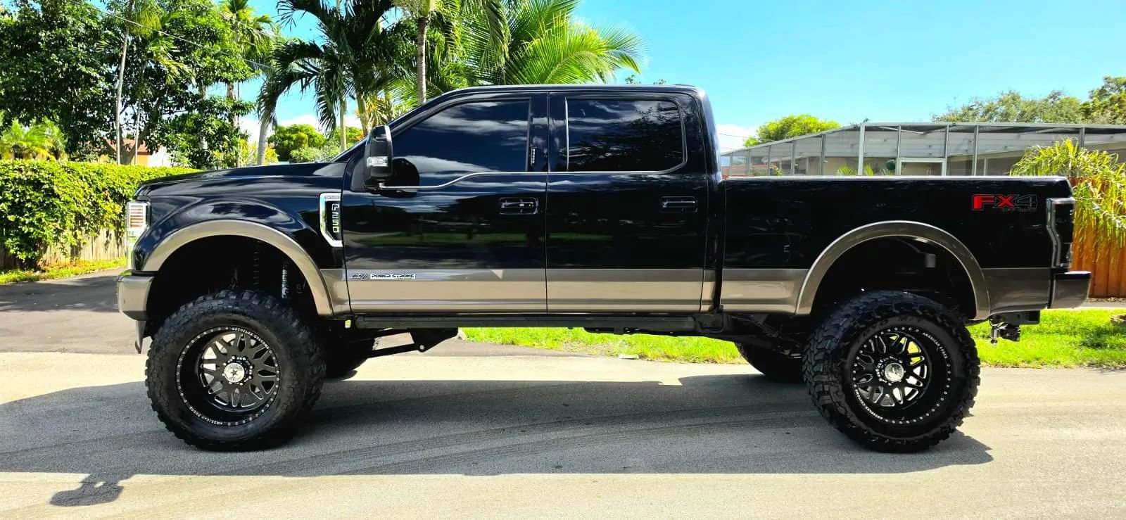 Used 2020 Ford F250 King Ranch w/ King Ranch Ultimate Package AWD/4WD image 11