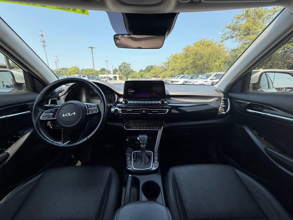 Certified 2023 Kia Seltos EX AWD/4WD image 32