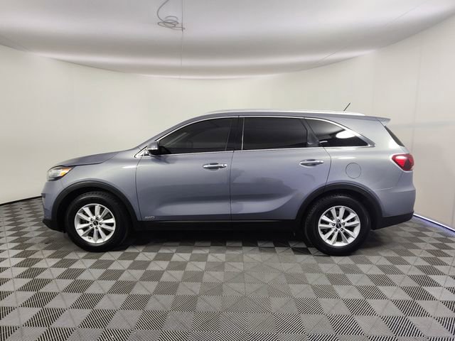 Used 2020 Kia Sorento LX w/ LX I4 Convenience Package image 2