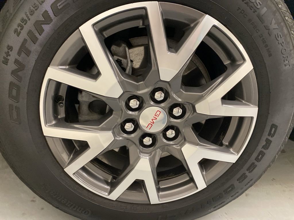 Certified 2023 GMC Acadia SLE w/ Driver Convenience Package image 27