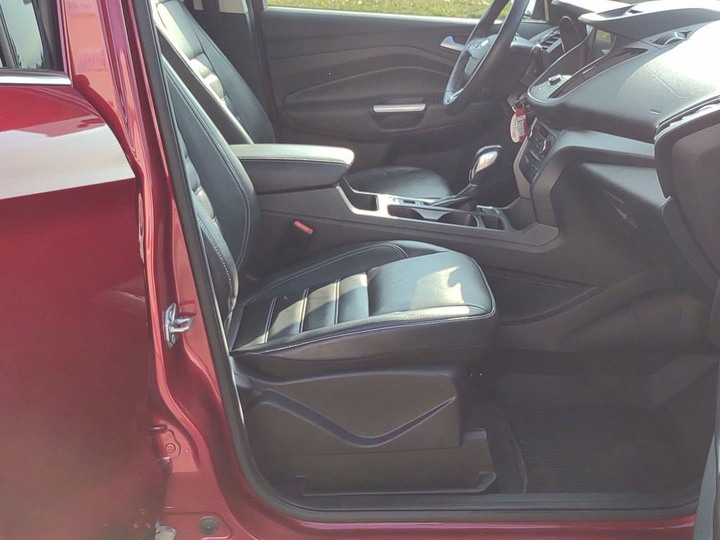 Used 2018 Ford Escape SEL AWD/4WD image 33