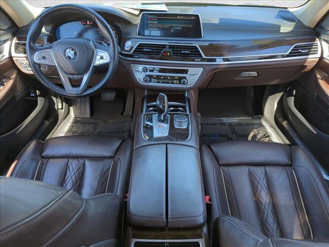Used 2021 BMW 745e xDrive w/ Premium Package image 18