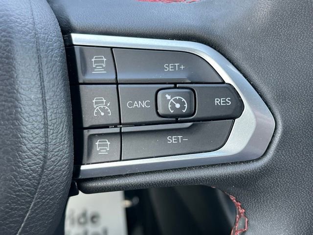 Used 2024 Jeep Compass Trailhawk image 35