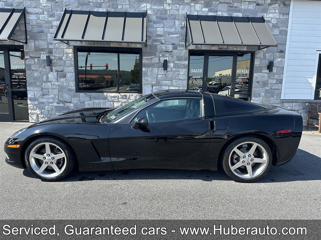 Used 2005 Chevrolet Corvette Coupe w/ Preferred Equipment Group image 4