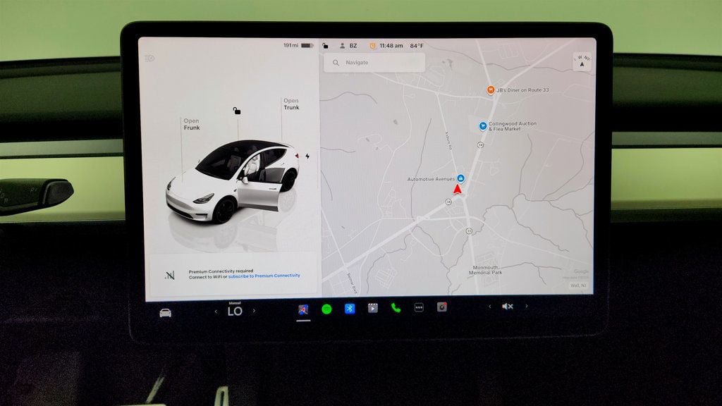 Used 2022 Tesla Model Y Performance AWD/4WD image 22