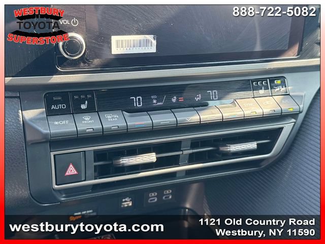 Used 2026 Toyota Camry SE w/ Convenience Package FWD image 31