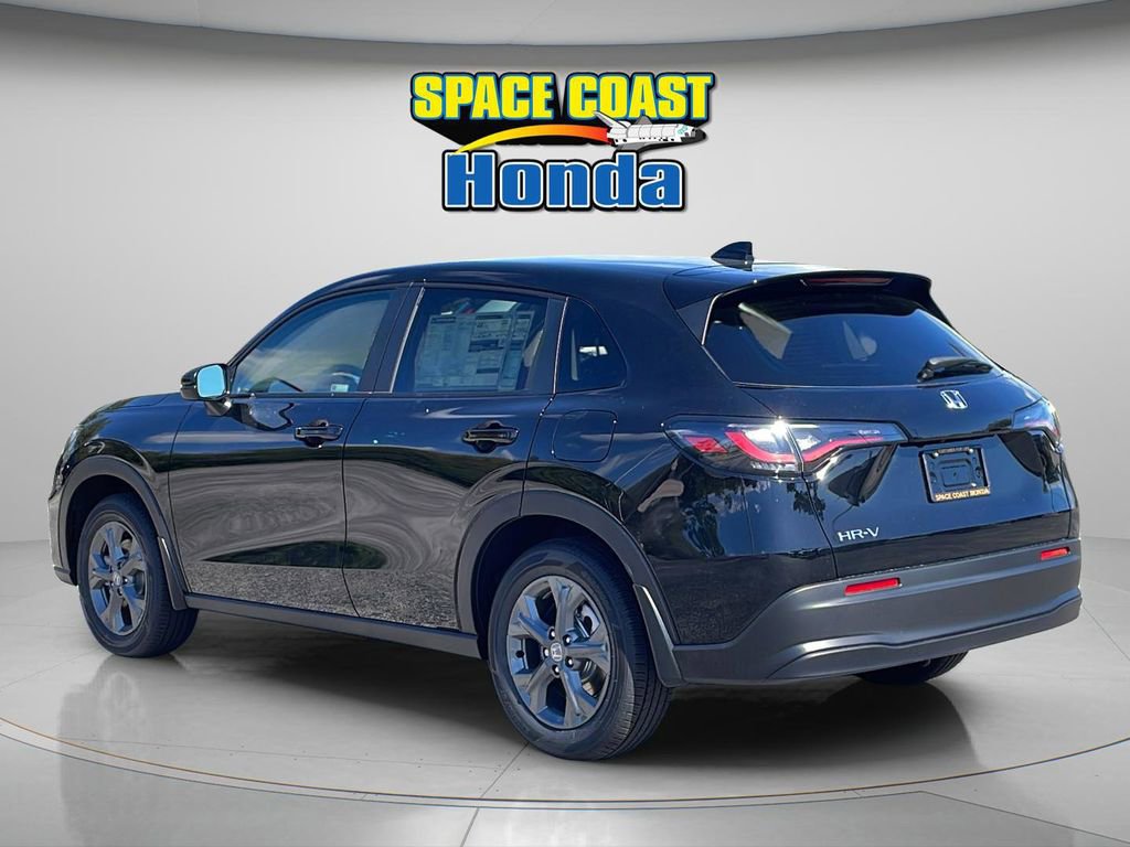 New 2026 Honda HR-V LX image 5