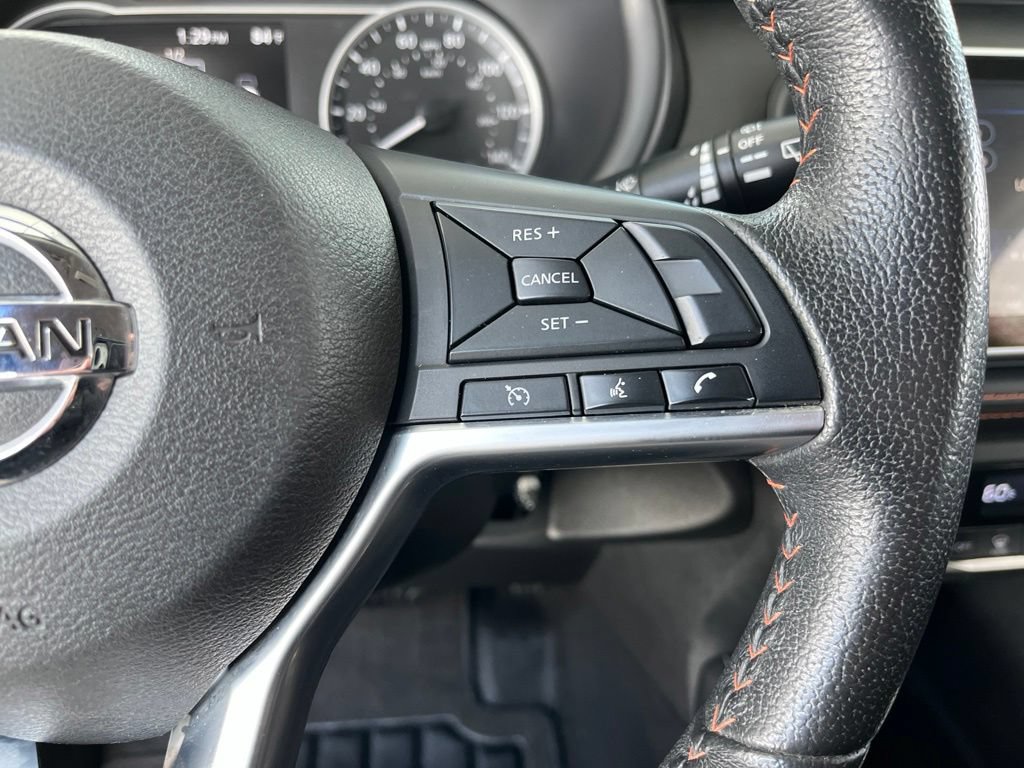 Used 2019 Nissan Kicks SR FWD image 22