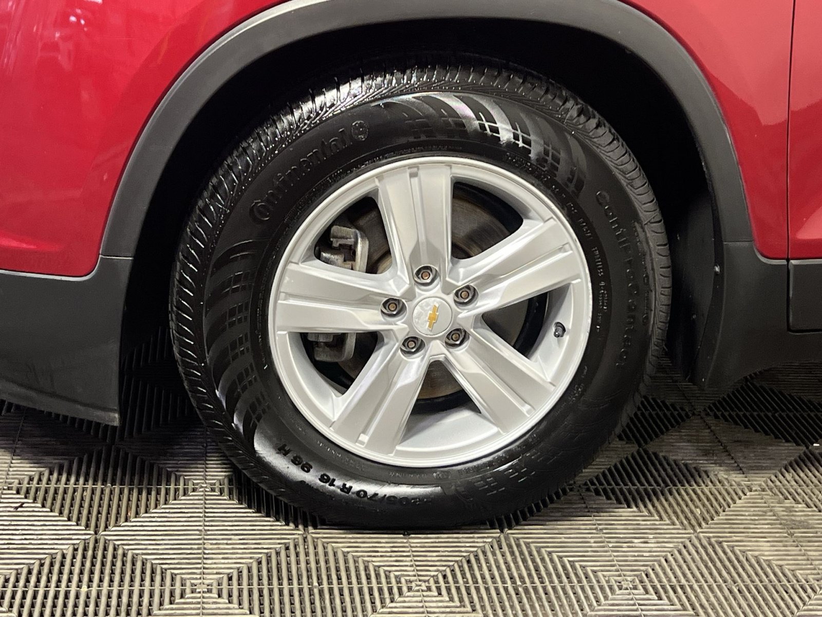 Used 2015 Chevrolet Trax LT FWD image 13